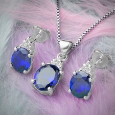 Oval Blue Sapphire Gemstone