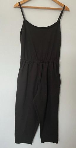 Bnwt pretty little thing - pretty,