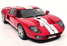 Autoart 1/18 Ford GT Red / White Stripes 2005 Supercar Diecast model car