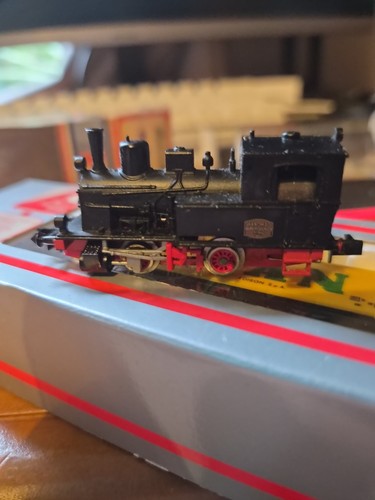 Arnold 2242 tender - arnold, locomotive