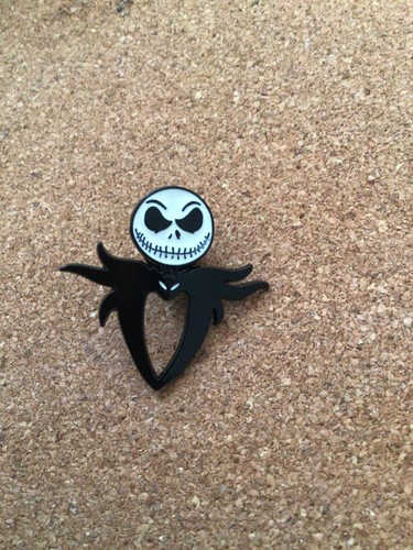 Jack skellington pin badge - jack,
