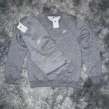 Nike crew neck foundation