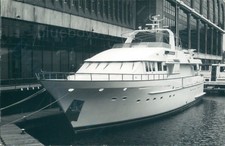 British Yacht Gentle Breeze in