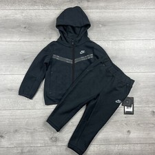 Nike Old Season Tech Fleece