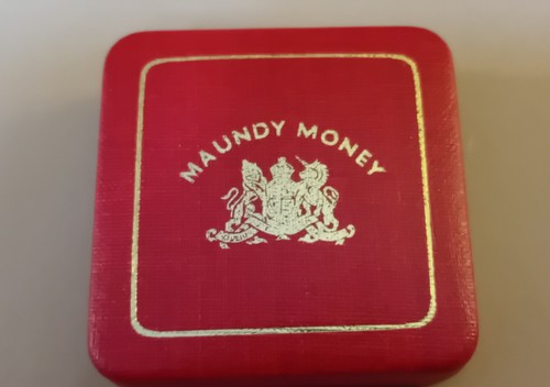 1986 queen elizabeth maundy - elizabeth, ii