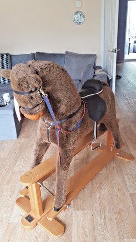 Mamas papas pony - &, club