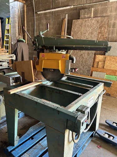 Wadkin radial arm saw - radial,