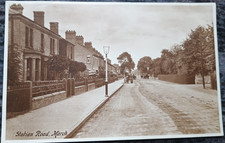 Photo POSTCARD Station Road MARCH Nr CAMBRIDGE CAMBRIDGESHIRE Horse  & Carts '15