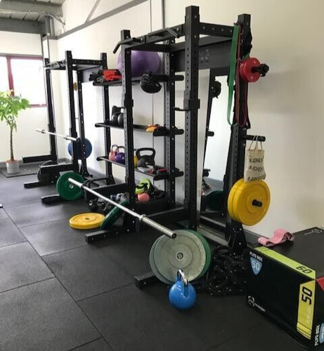 Olympic squat rack - up, bar