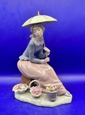 NAO by Lladro Flowers from my Garden Vintage Porcelain Figurine - RARE FIND!