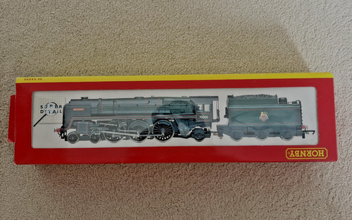 Hornby steam locomotive - hornby,