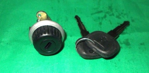 Suzuki glove box - suzuki,