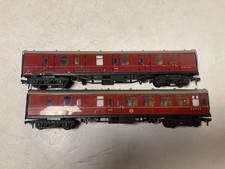 2 Hornby Dublo OO gauge 2-rail