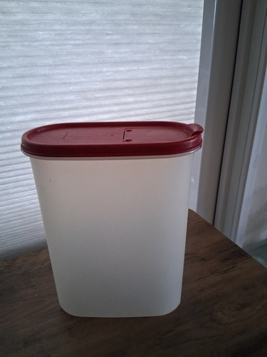Vintage tupperware 2 3 - no, 4