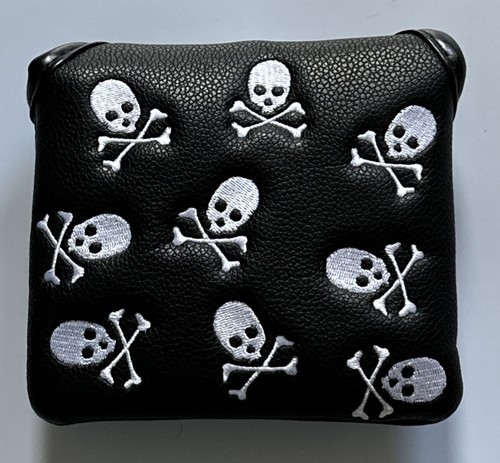 Skull crossbones golf mallet - &,