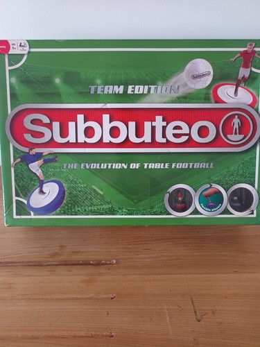 Subbuteo game 2012 team - subbuteo,