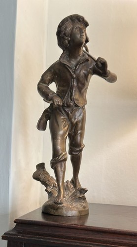 Bronze figurine the grape - figurine,