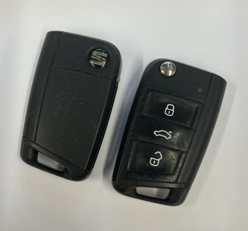 Seat flip key fob - , button