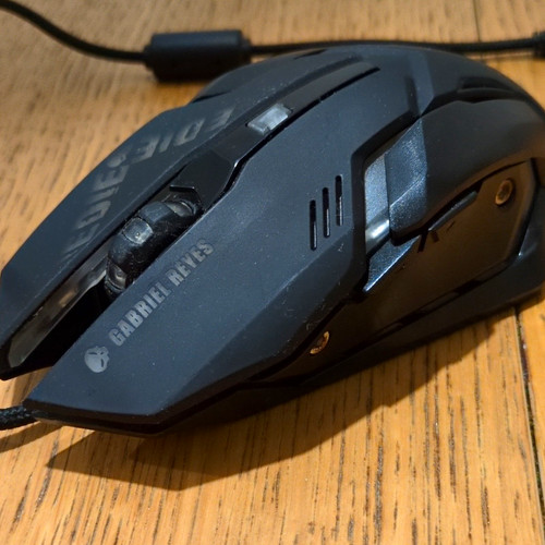 Wired usb gaming mouse - wired, black