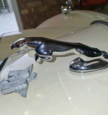 Leaping Cat Chrome Bonnet Emblem With Safety Mechanism For JAGUAR  Free Keyring 