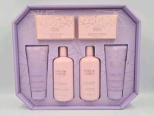 Baylis & Harding Jojoba, Vanilla & Almond Oil Ultimate Bathing. TOP Box Missing