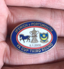 RARE IPSWICH TOWN v PORTSMOUTH CUP 3RD ROUND 2008 MATCH ENAMEL PIN BADGE