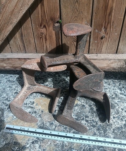 Antique cobbler lasts - x3,