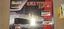Revell R.M.S. Titanic Gift Set 1:700 & 1:1200 Scales Kit