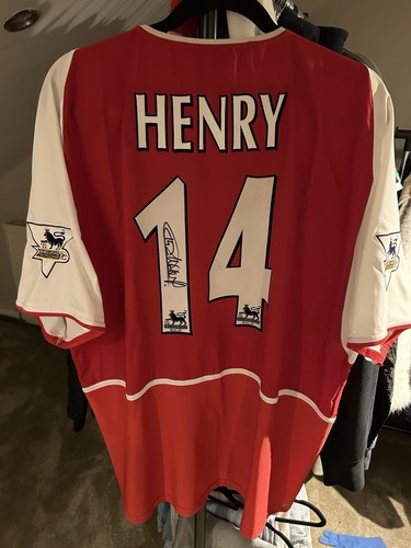 Thierry henry signed - thierry,