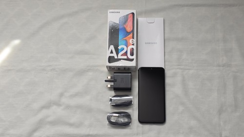 Samsung galaxy a20e 32gb - samsung,
