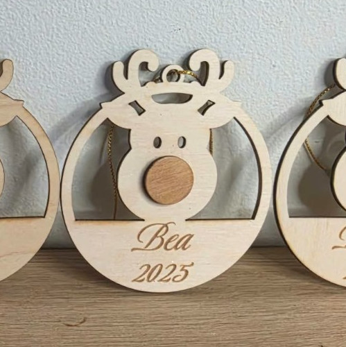 Wooden reindeer ornament - d,