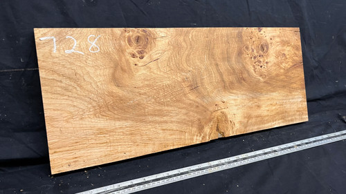 Rustic pippy oak hardwood