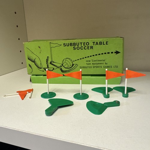 Vintage subbuteo table - subbuteo,