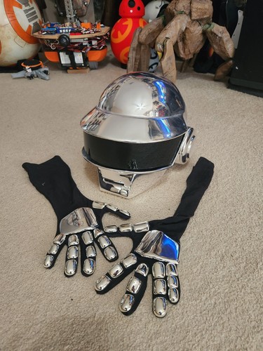 Chrome daft punk - punk, helmet