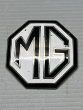 MG MAGNETTE GRILLE  BADGE