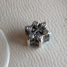 Chamilia ~SNOWFLAKE~ Clear CZ