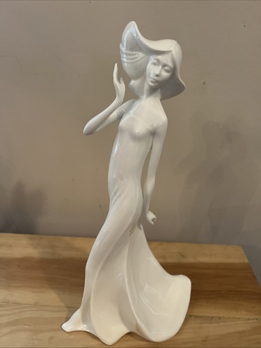 Vintage 1985 royal doulton - vintage,