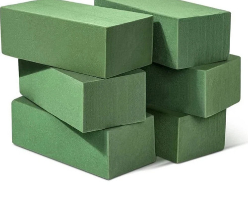 Premium wet florist foam - wet,
