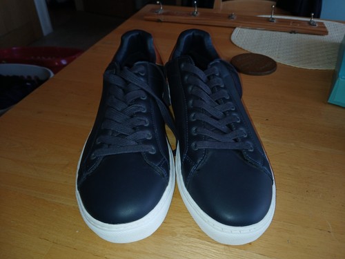 Mens casual shoes