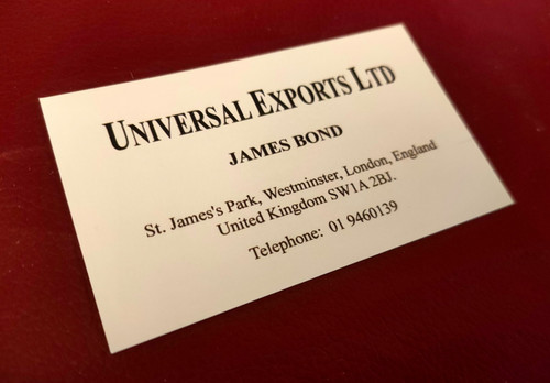 Prop james bond universal - prop,