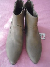 Florence & Fred Brown Ankle