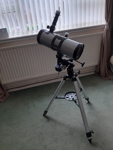 Seben star sheriff - star, telescope