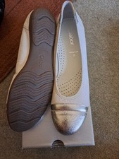 Gabor Sz 8 Slip On Shoes Hovercraft Jenny Nubuck Leather Off White & Silver BNIB