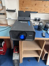 Christie LX700 Professional