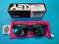 BNIB OAKLEY FROGSKINS