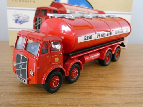 Corgi classics esso petrol - corgi,