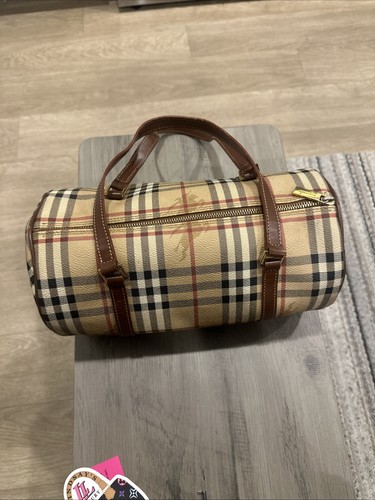 Burberry checkered barrel - , bag