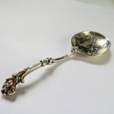 HEAVY ANTIQUE VICTORIAN ORNATE