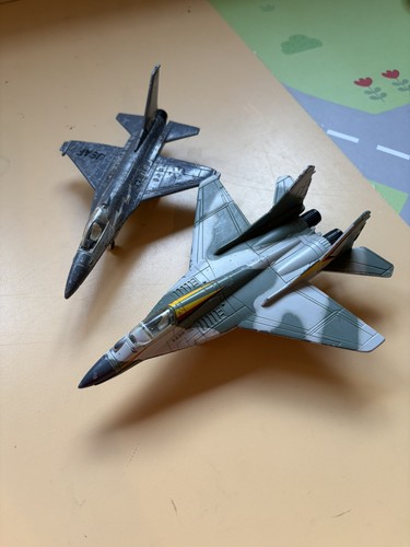 Vintage ertl fighting falcon - vintage,
