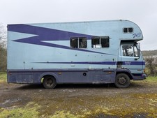 7.5t Leyland Daf coach built